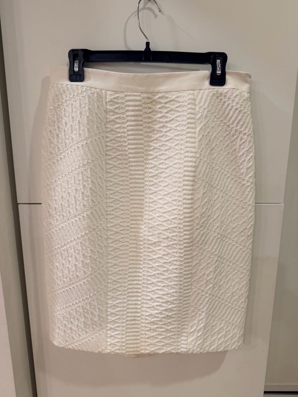 Hunter Bell Textured Pencil Skirt Size 10 – Cream, Panel Detail, NWOT